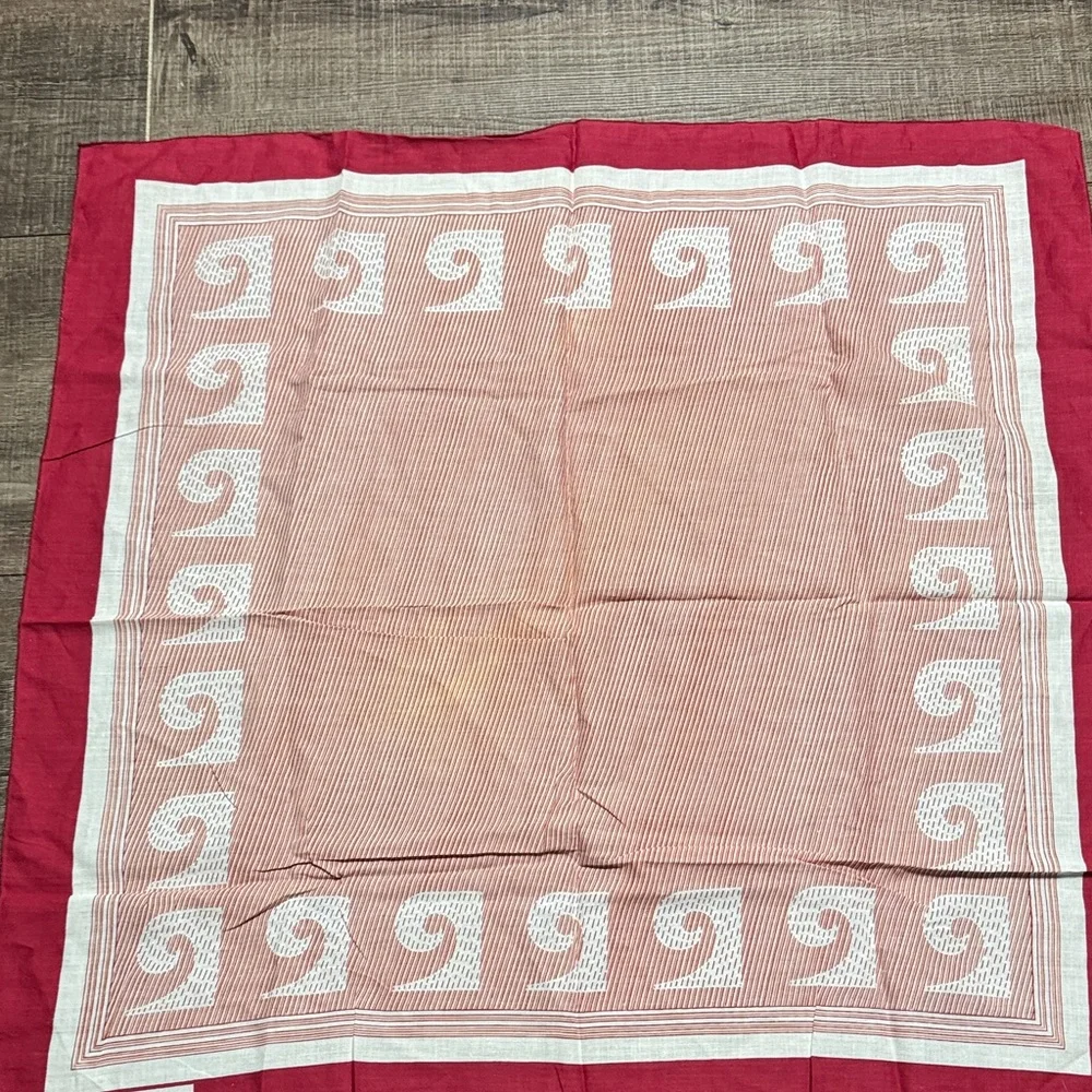 Vintage Pierre Cardin Red and White Decorative 🧣